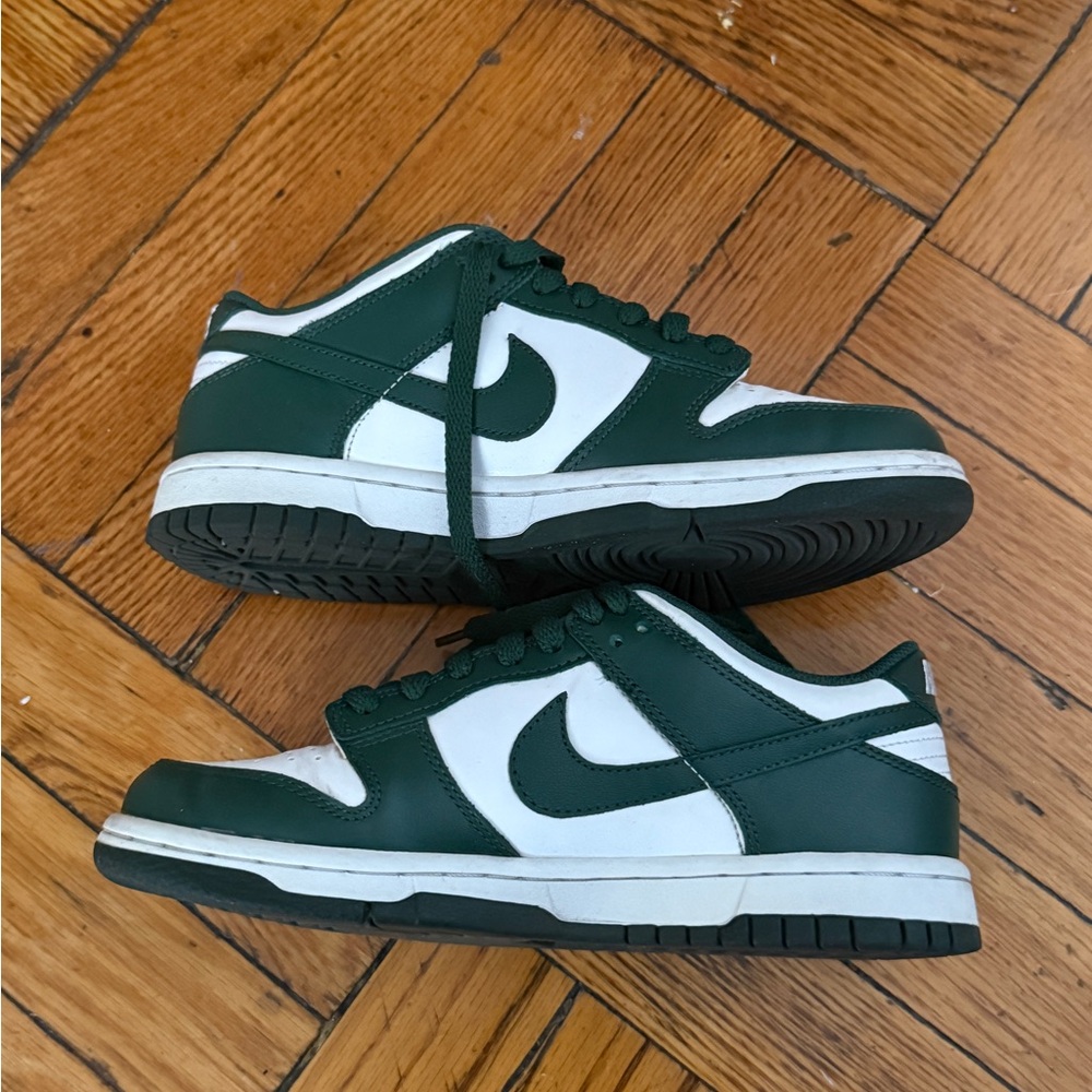 Nike Low Forest Green & White Sneakers - Picture 2 of 3
